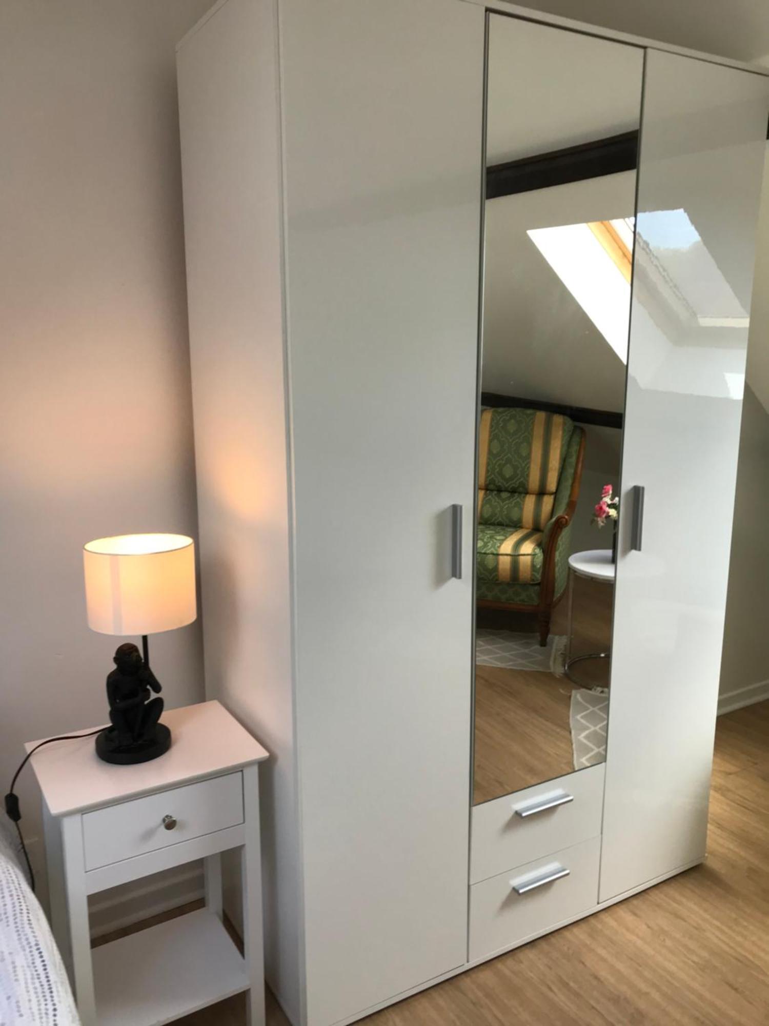 Coquet Dans Maison Individuelle Lisses